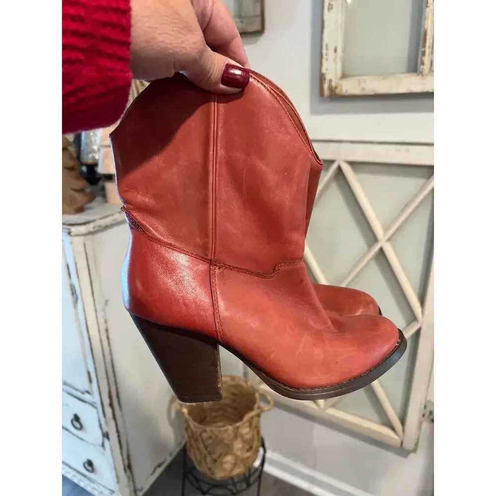 Franco Fortini size 6 McKinley 2 leather boots booties